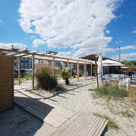 Dor De Mare - Apartment Mykonos - Seaview - Stefan Building Residence ! Appartamento Năvodari